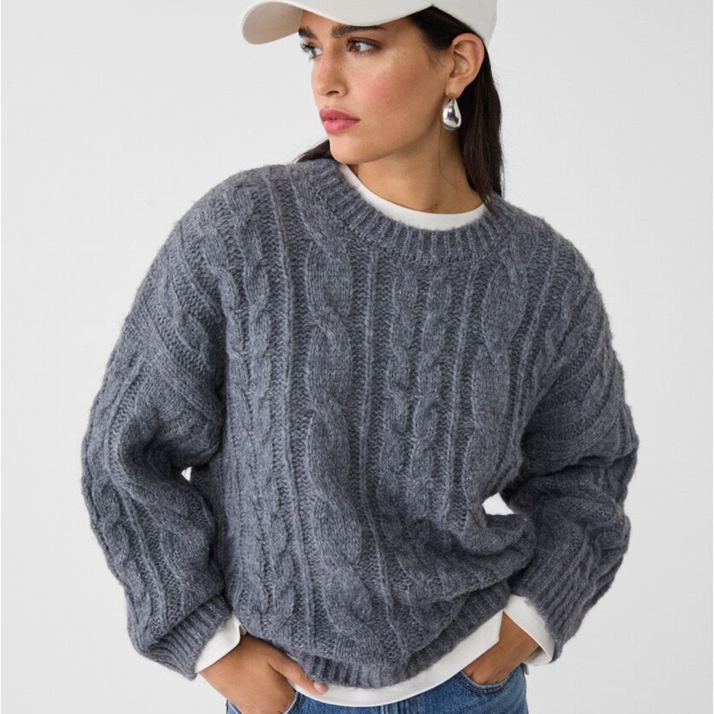 Gray Crew Neck Cable Knit Sweater with Ribbed Trim